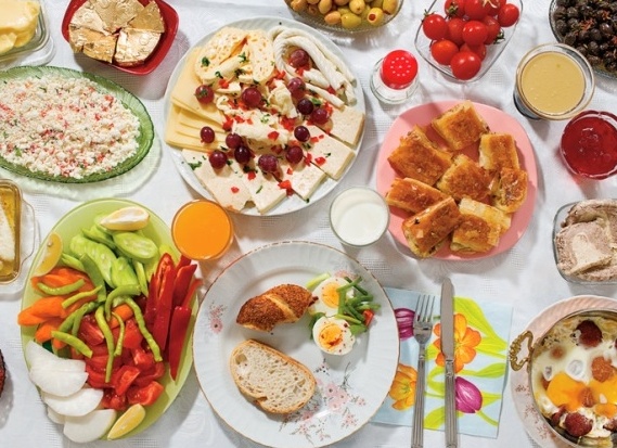 Почему иногда хочется съесть чего-нибудь вредного, и что с этим делать